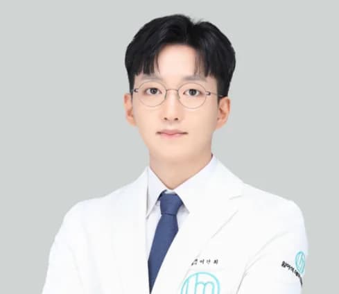 Lee Gun Hee